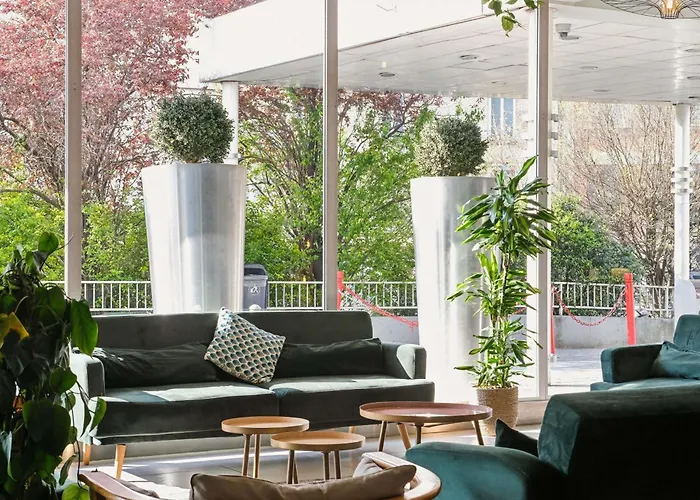 Novotel Paris Est Centre De Conference Баньоле, Франція