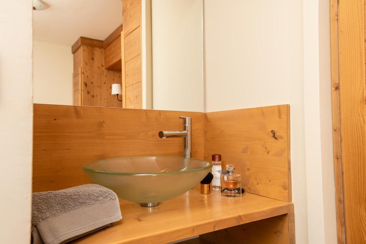 Two-Bedroom Apartment,1084203841:JPEG