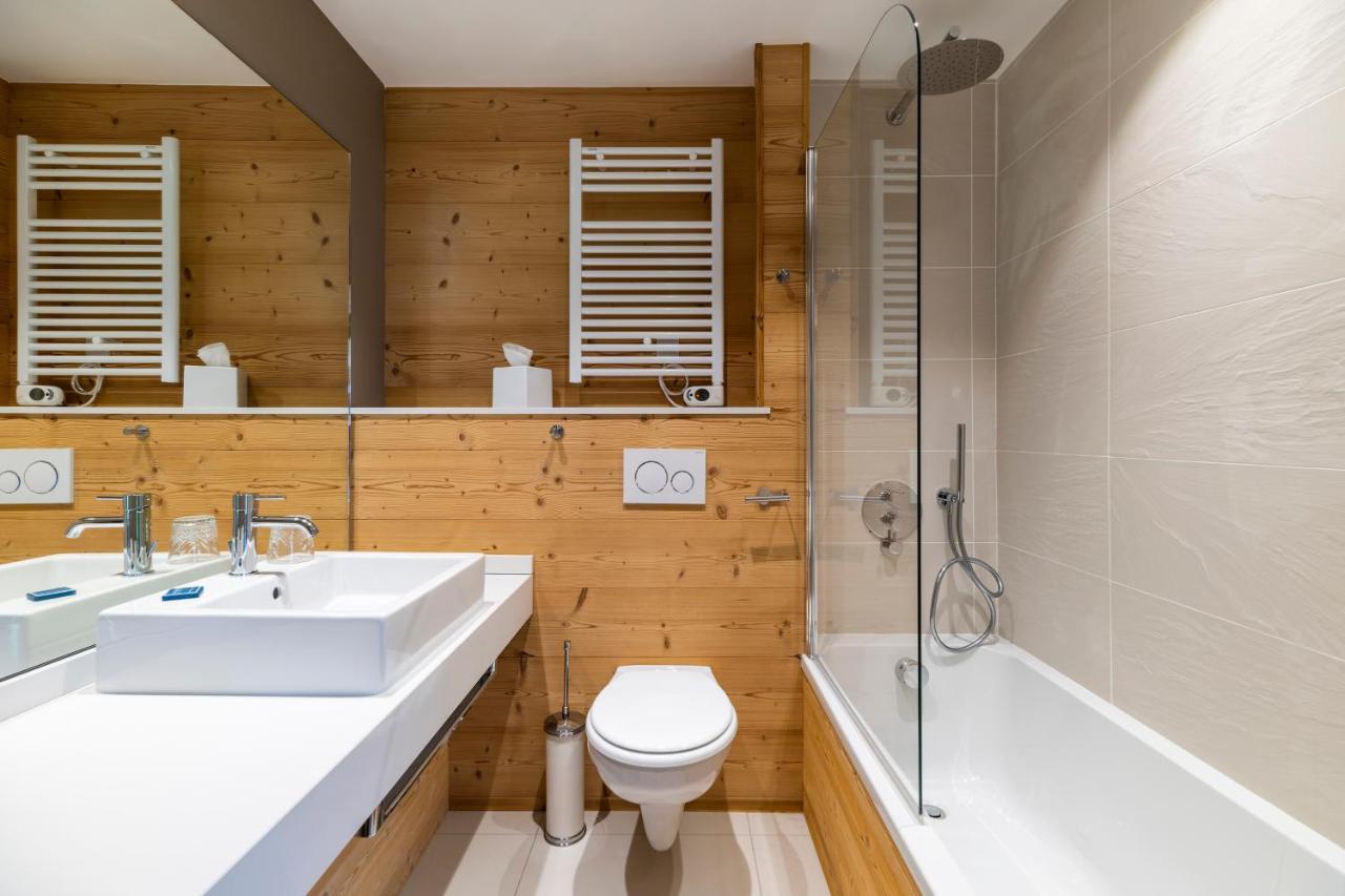 Classic Double Room with Balcony