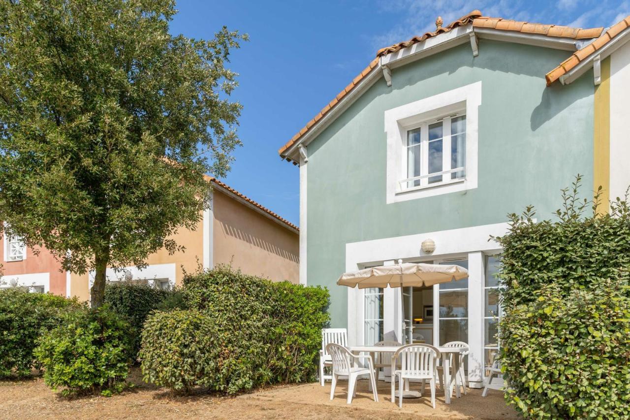 Standard Two-Bedroom Duplex House with Terrace (6 People) - Domaine du Moulin