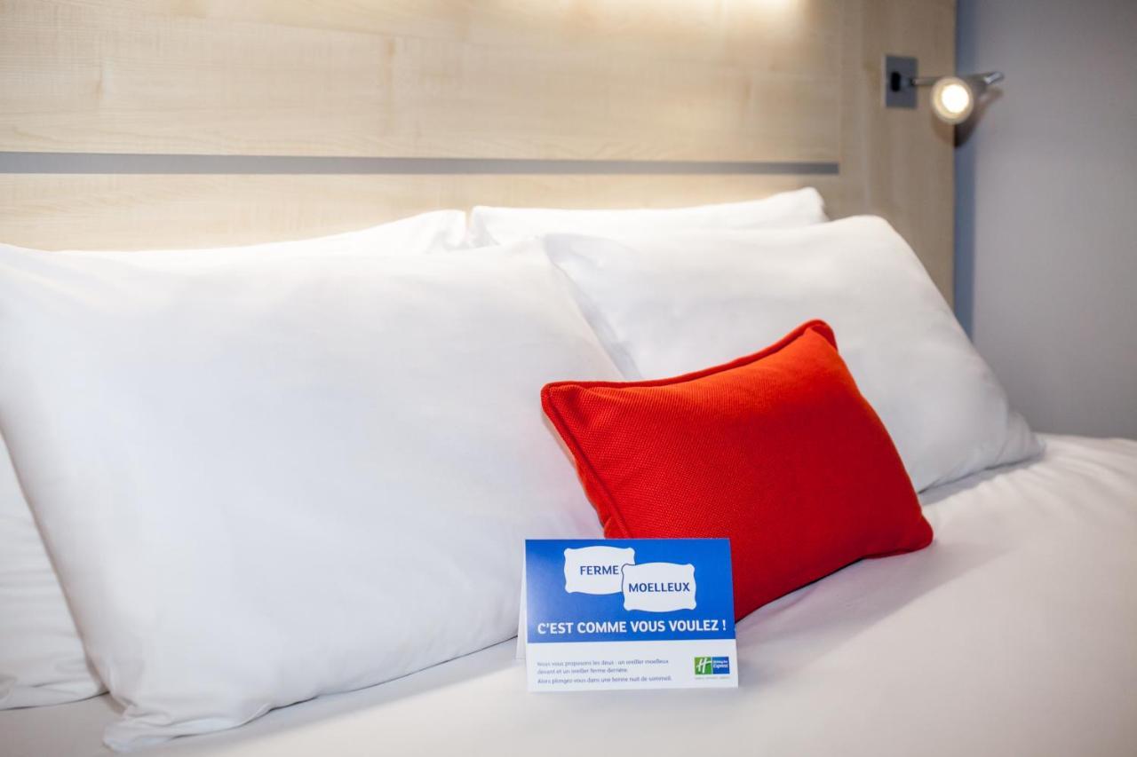 Standard Twin Room with Free Breakfast