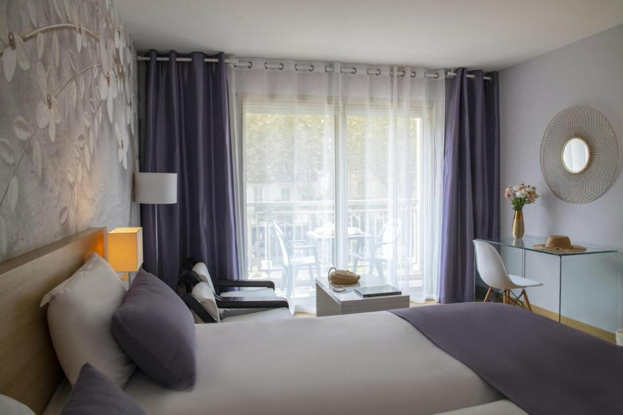 Deluxe Double Room with Shower