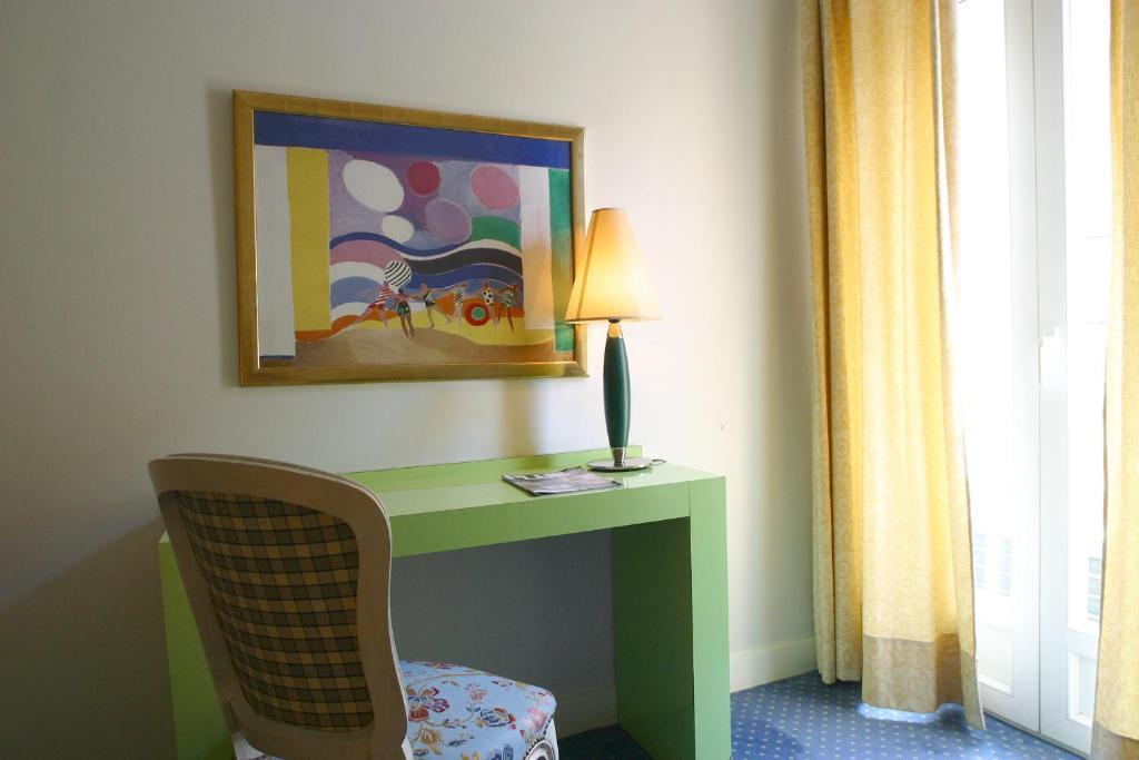 Single Room,1648900716:JPEG