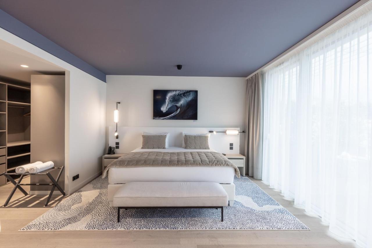 King Suite - Pool Access