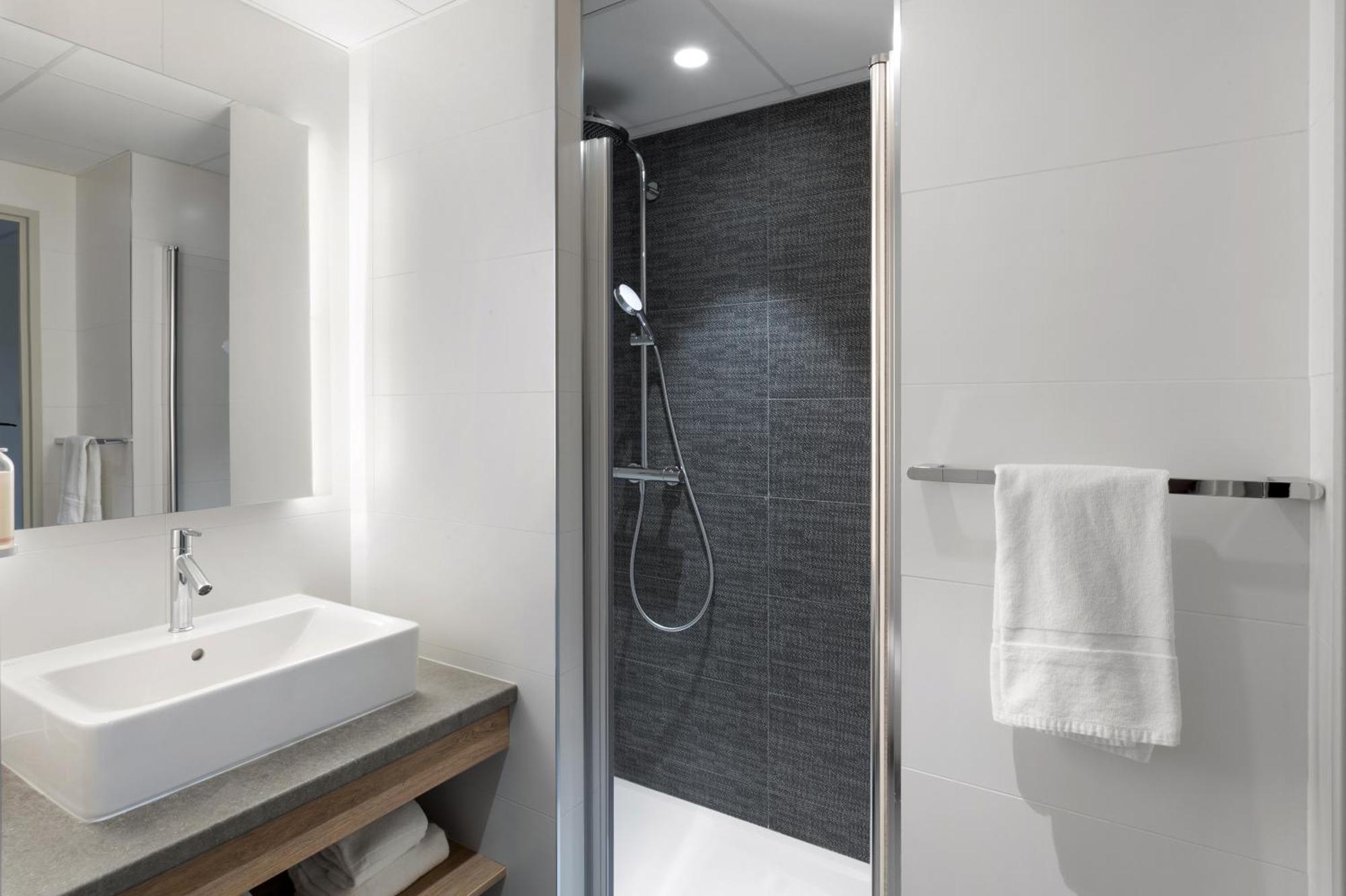 Standaard Kamer met Queensize Bed en Slaapbank - Rookvrij
