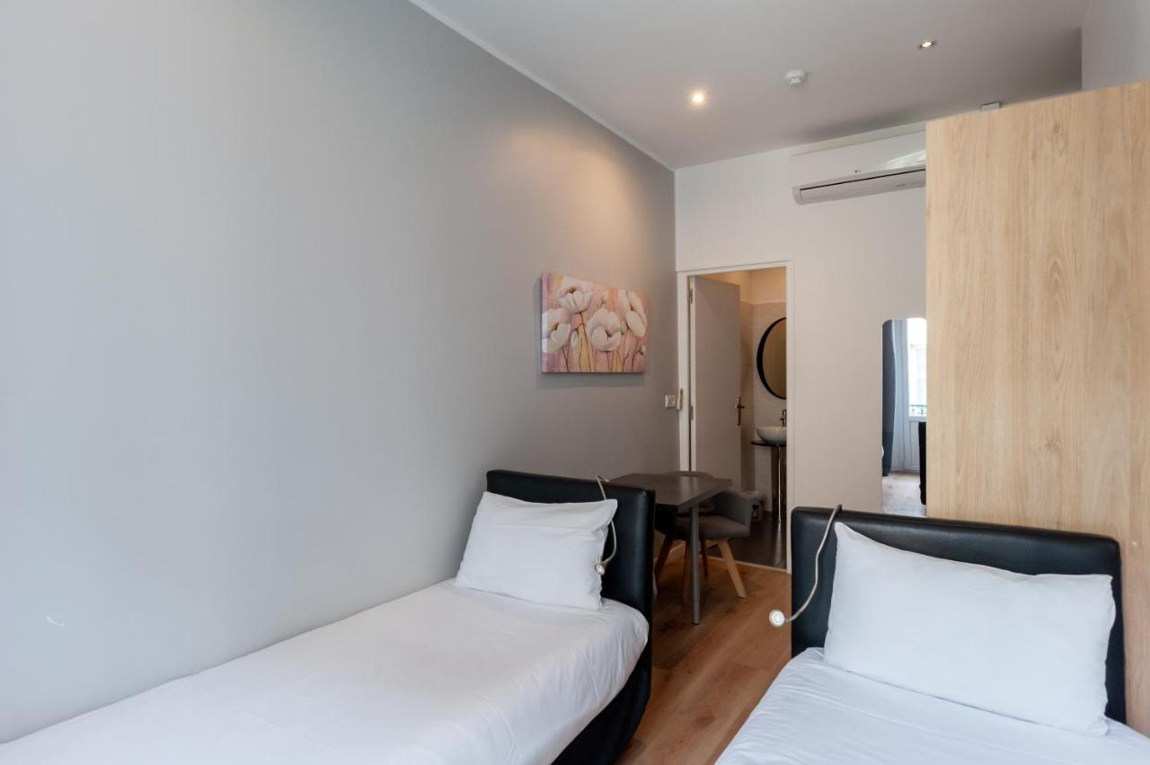 Twin Room,1257057079:JPEG
