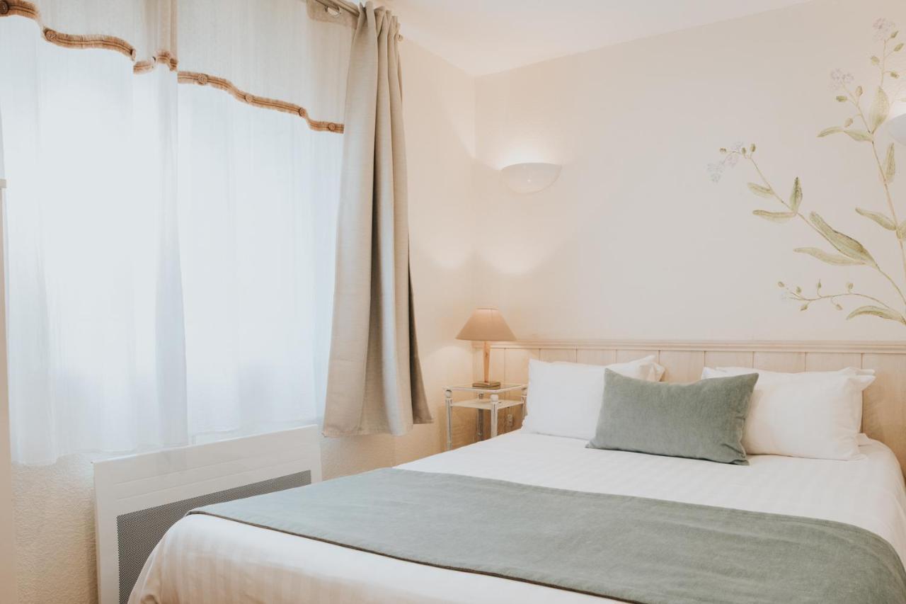 Standard Double Room - City view - "Cruise"