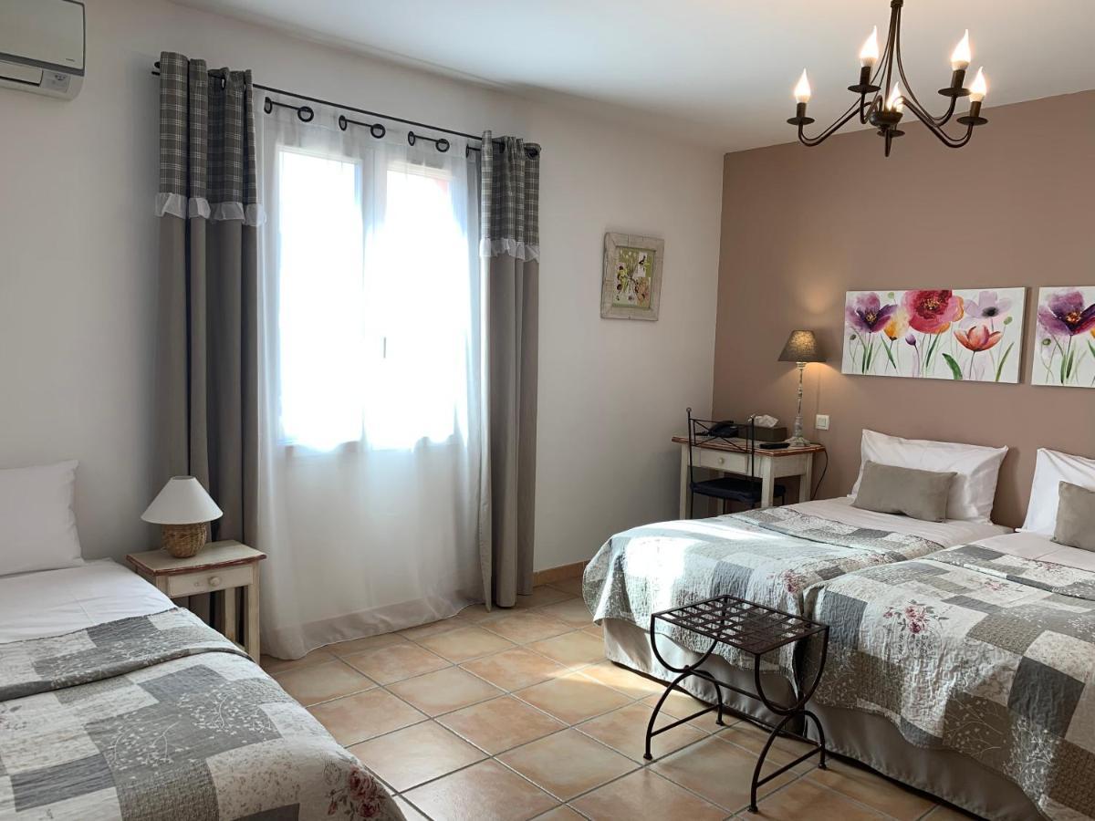 Triple Room,784545744:JPEG