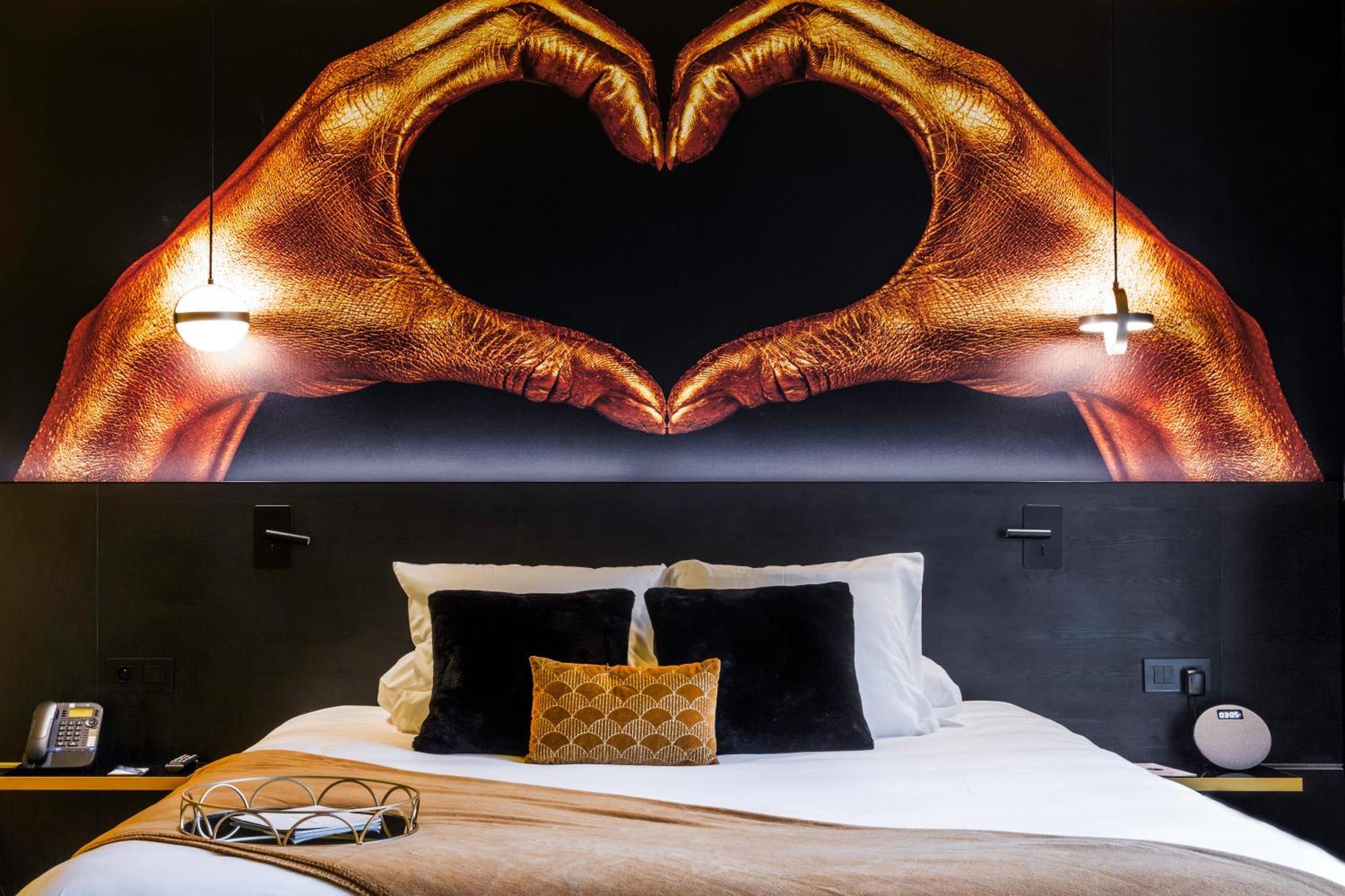 Deluxe King Room