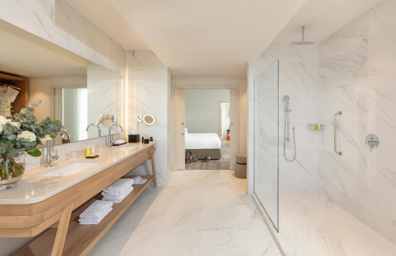 Royal Garden Suite