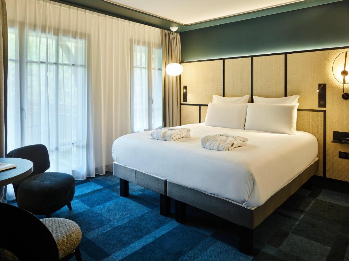 Superior Double Room with Balcony