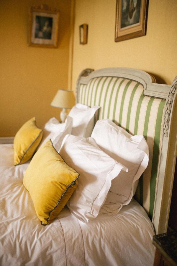 Deluxe Queen Suite
