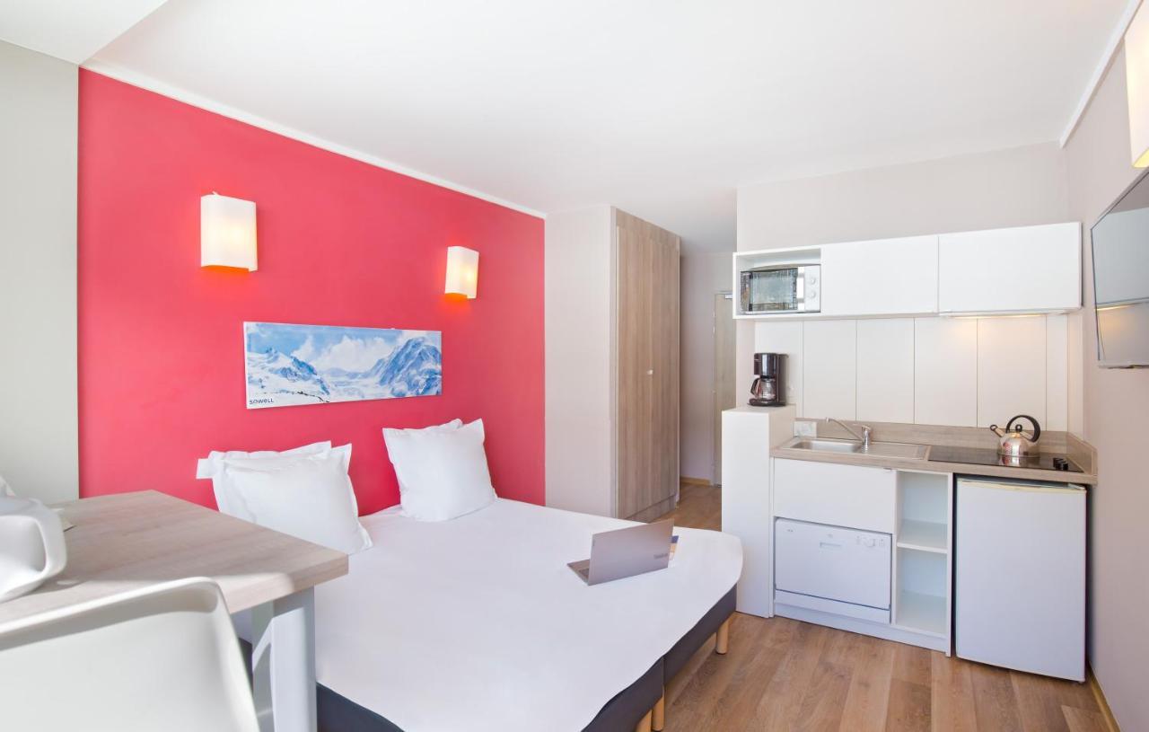 Studio Apartment