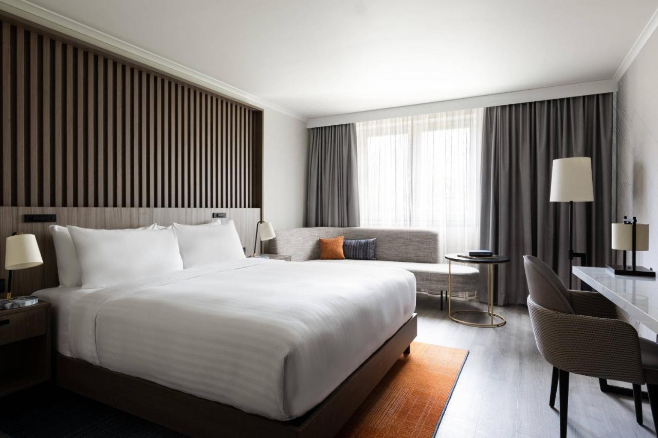Executive King Room