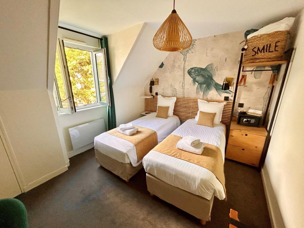 Zweibettzimmer - Blick auf den Innenhof