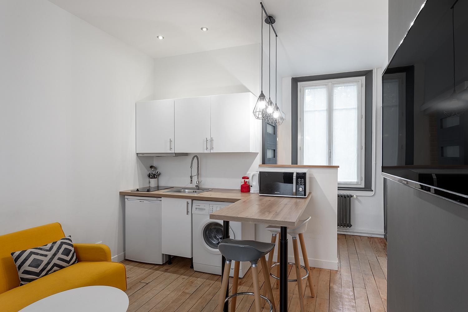 One-Bedroom Apartment