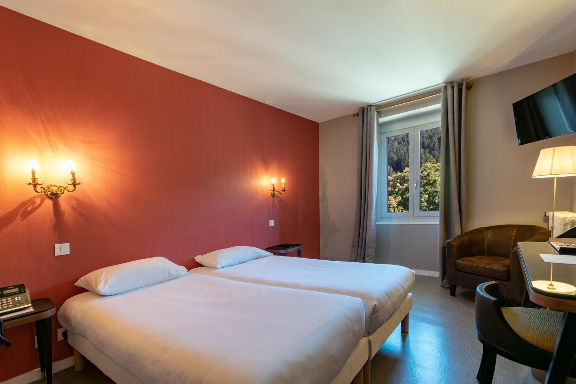Twin Room with Forest View