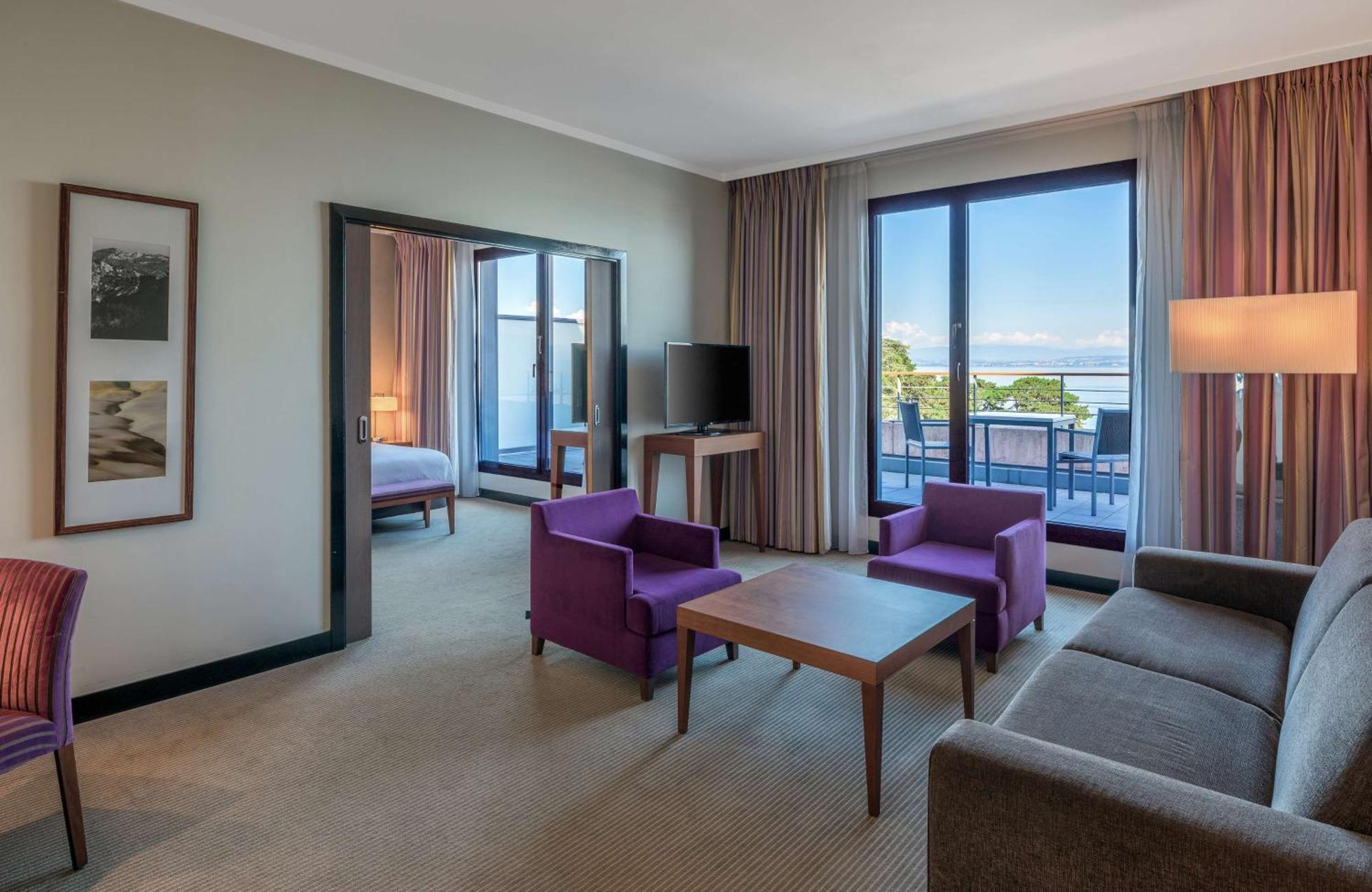 Executive King Suite