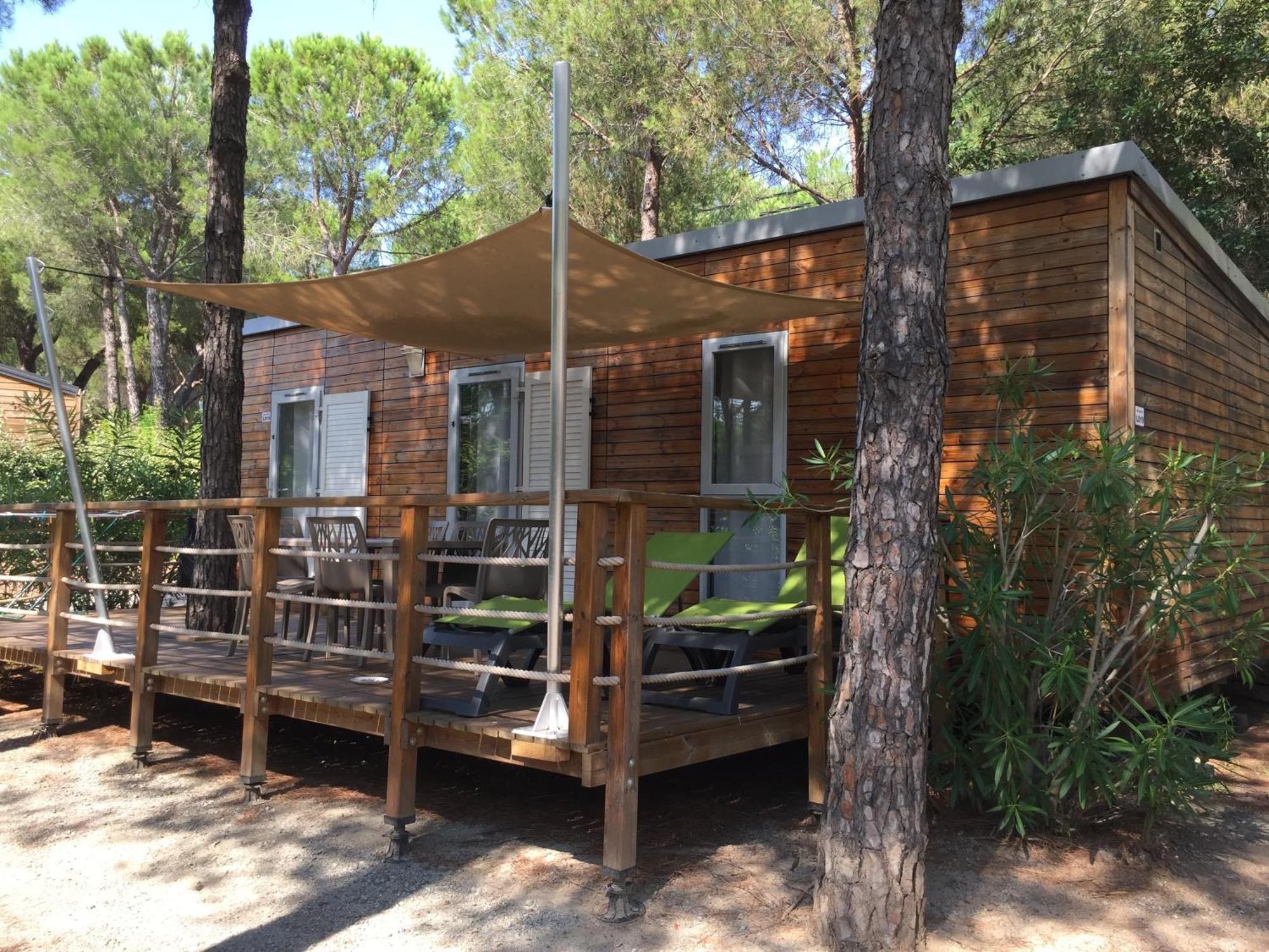Mobile Home,1588147280:JPEG