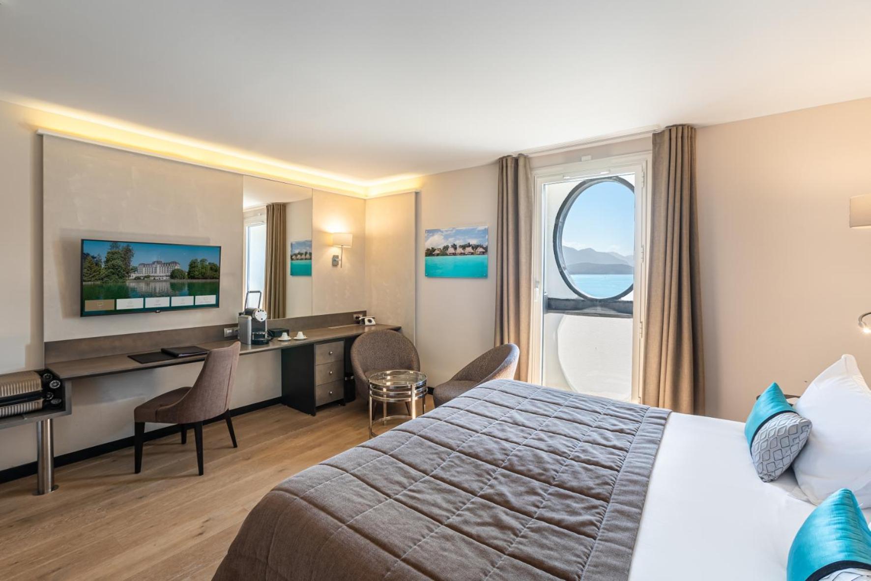 Prestige Lake Room - Spa Access Included - Reservation Needed