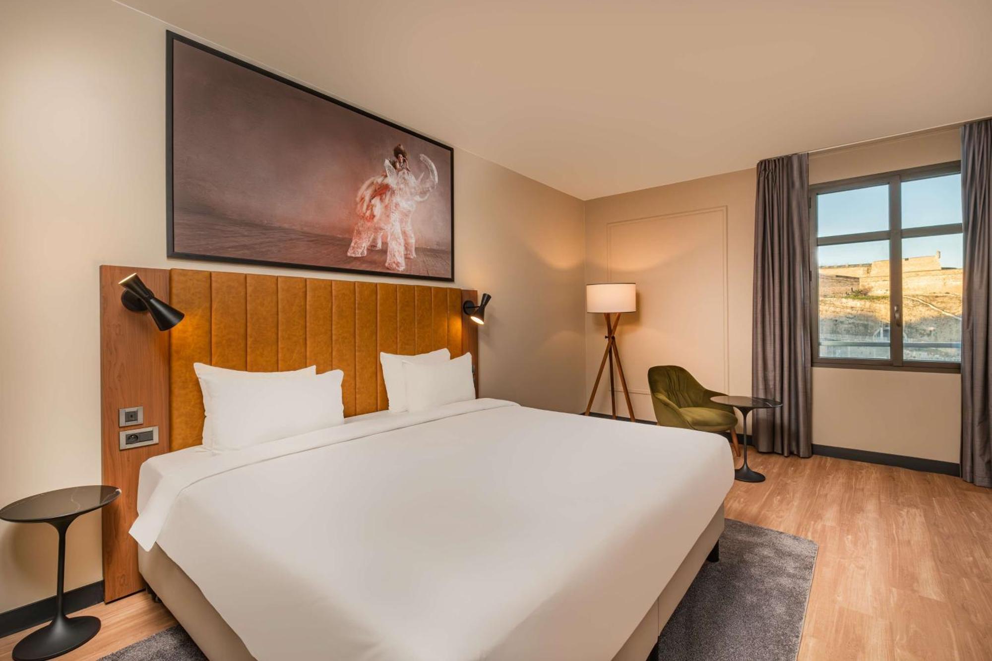 Premium Room with Citadel View