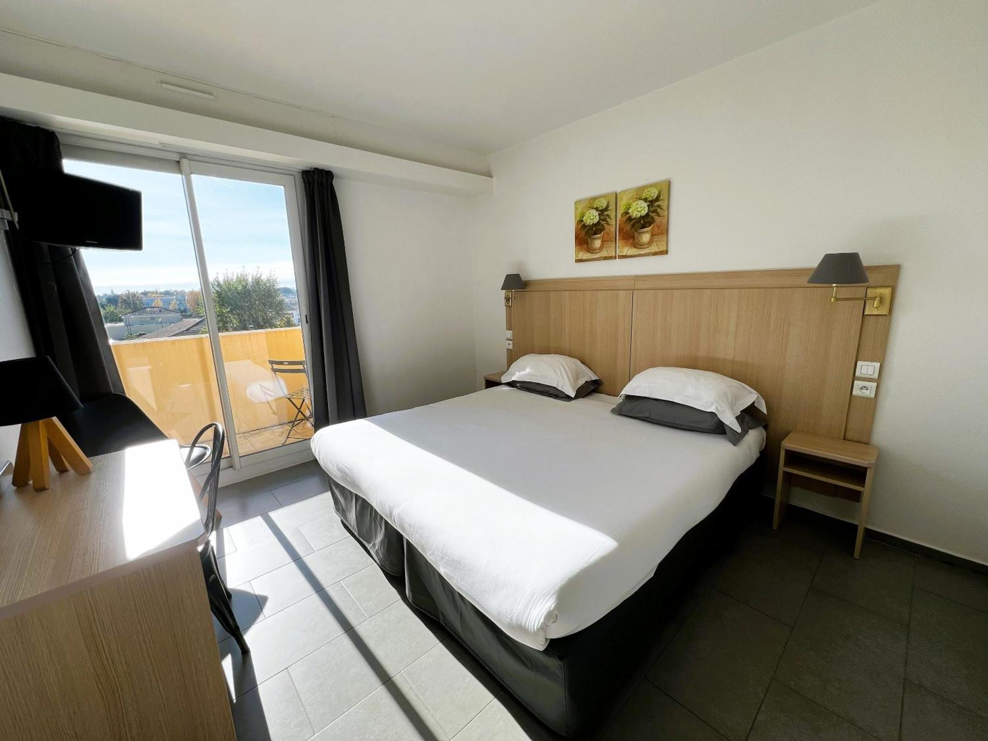 Comfort Twin/Double Room with Balcony