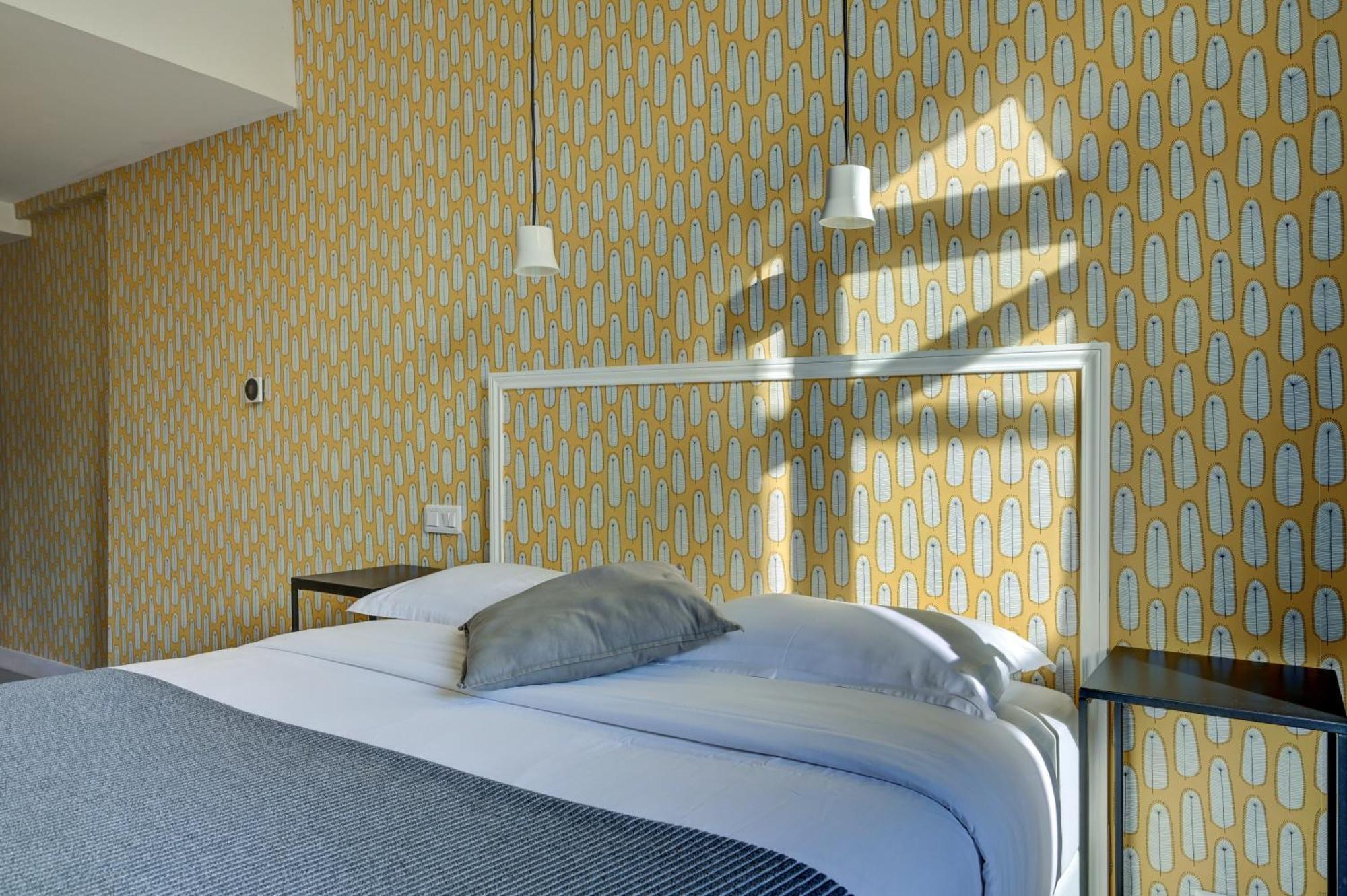 Junior Suite with Garden View