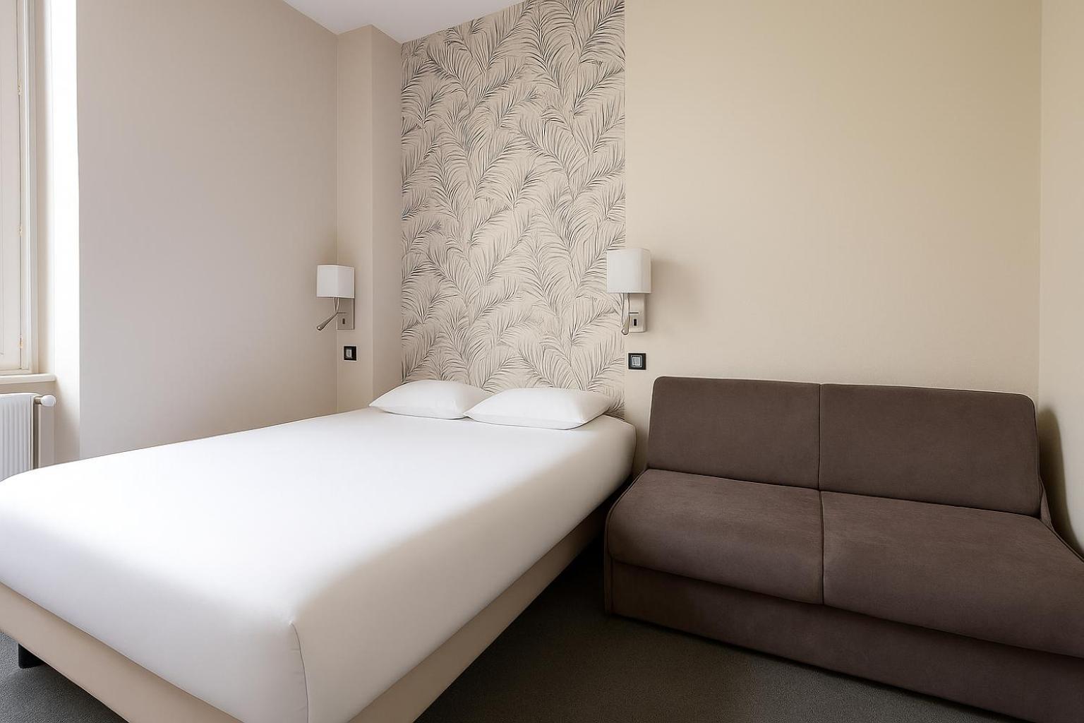 Double Bed Room and 1 single sofa
