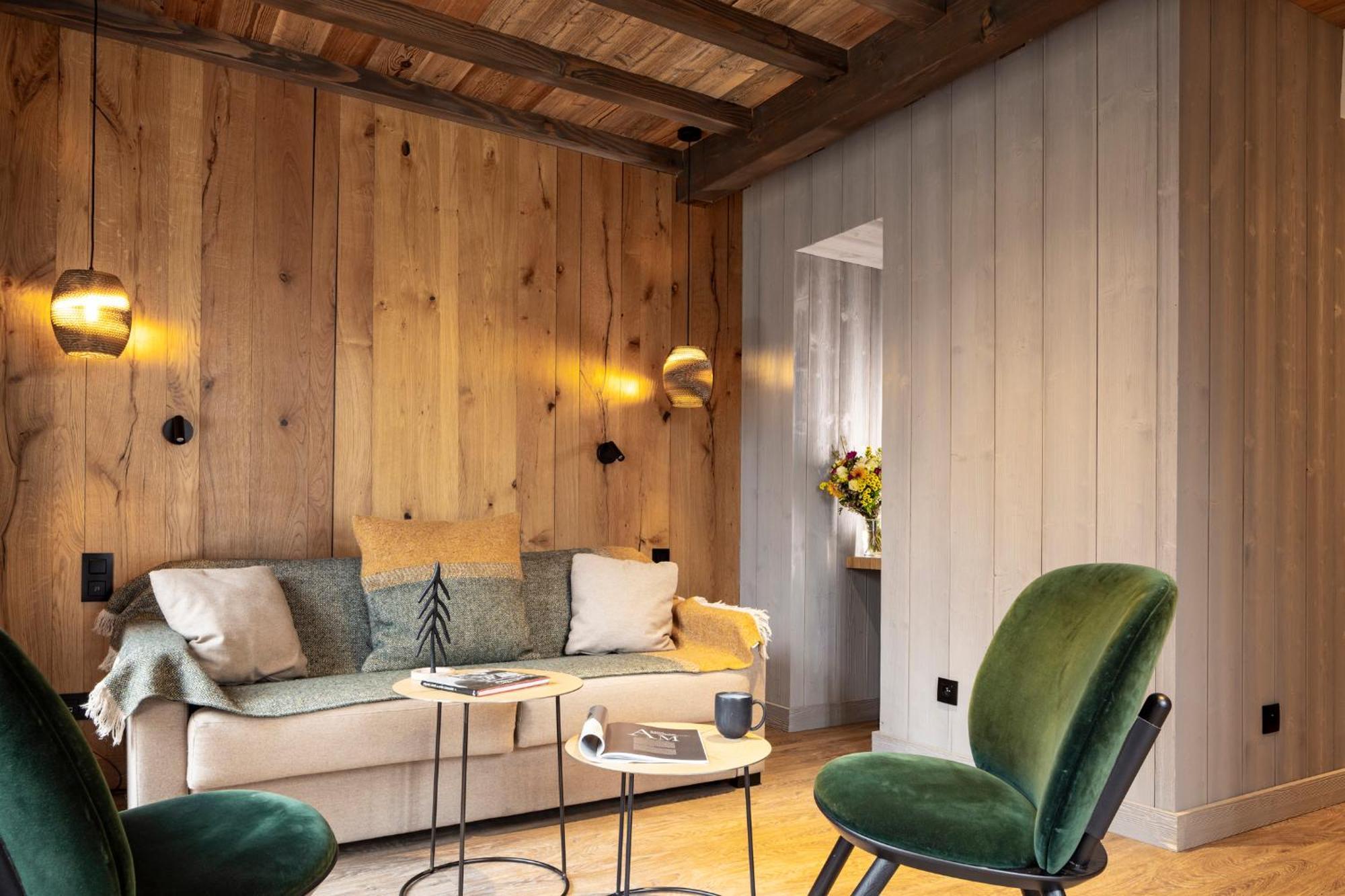 Three-Bedroom Chalet,1680731601:JPEG