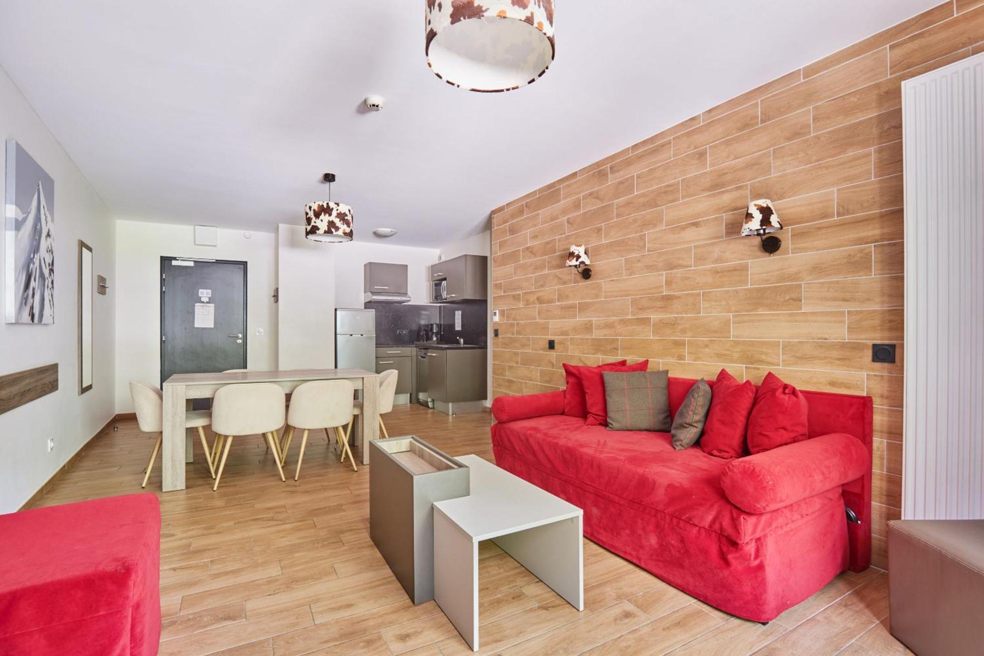 Two-Bedroom Apartment,1687500192:JPEG