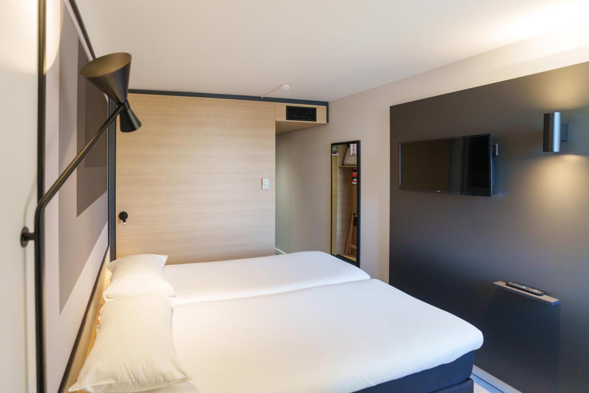 Triple Room with One Double Bed and One Single Bed