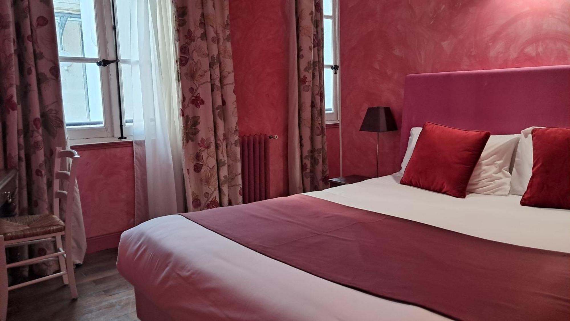 Standard Quadruple Room,1703561111:JPEG