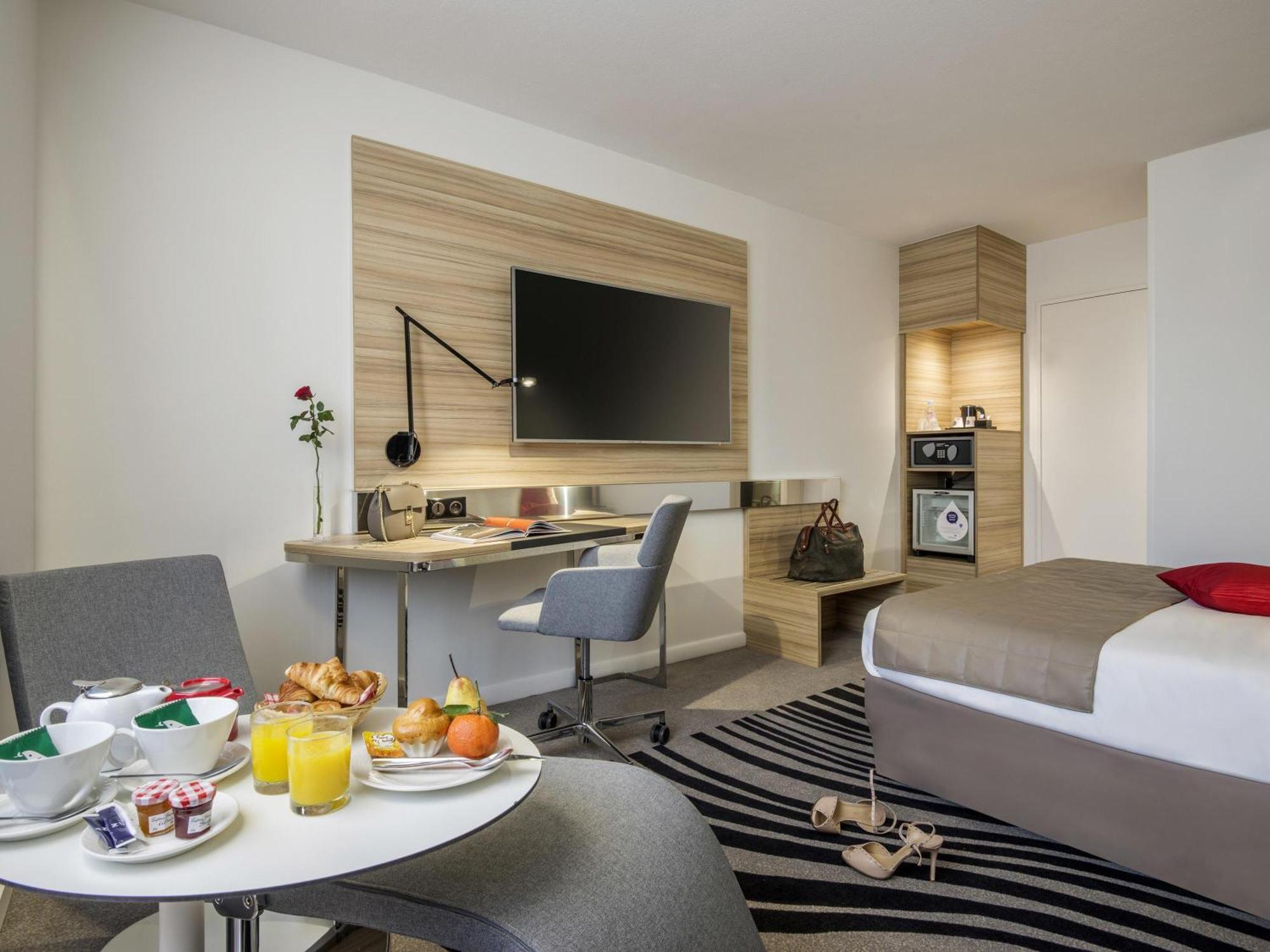 Superior Double Room,1704843951:JPEG