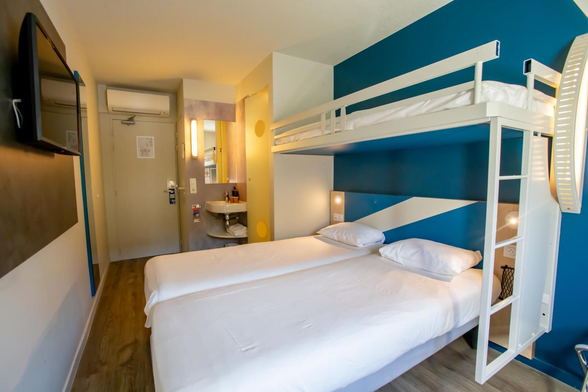 Dreibettzimmer mit 3 Einzelbetten