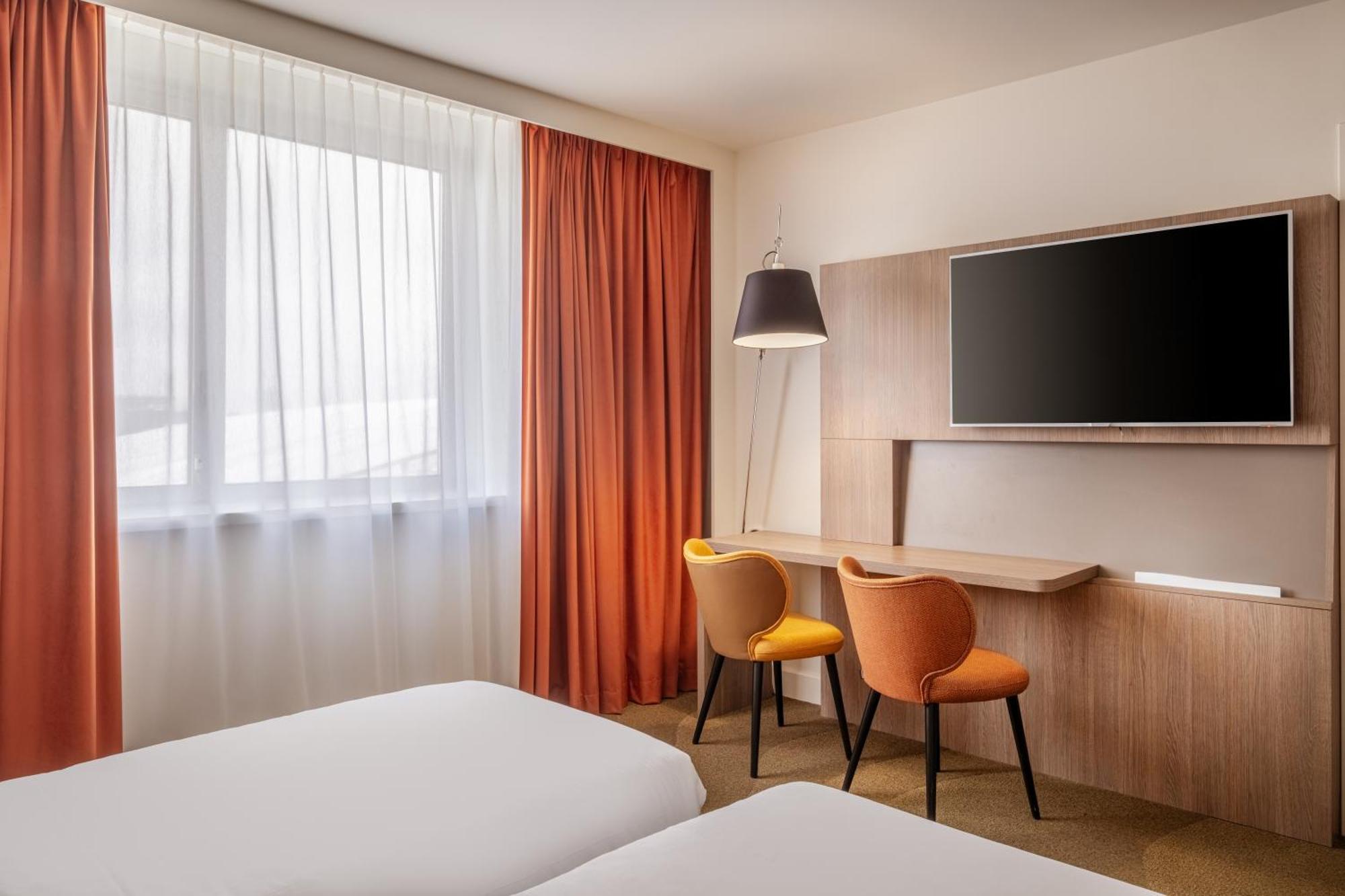 Classic Twin Room