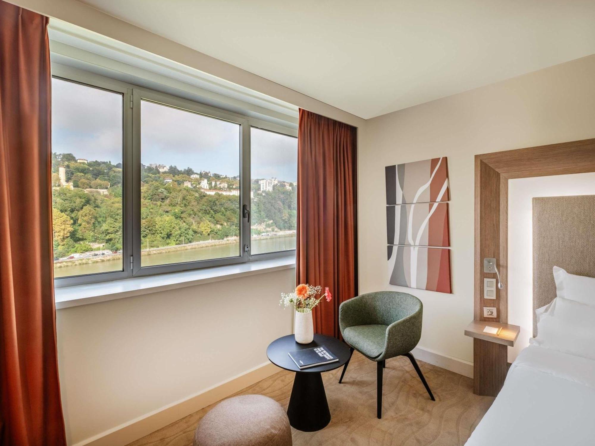 Executive Double Room with River View