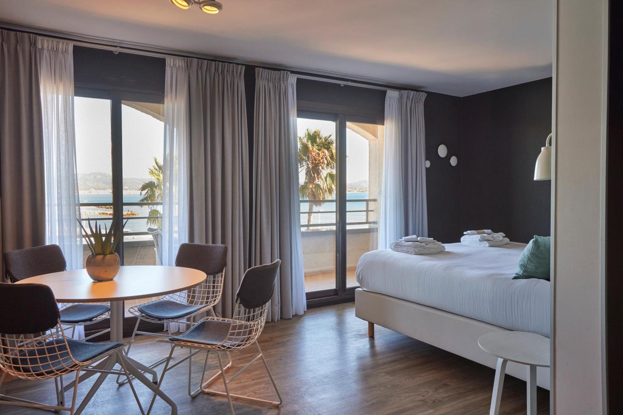 Family Suite with bunk bed
