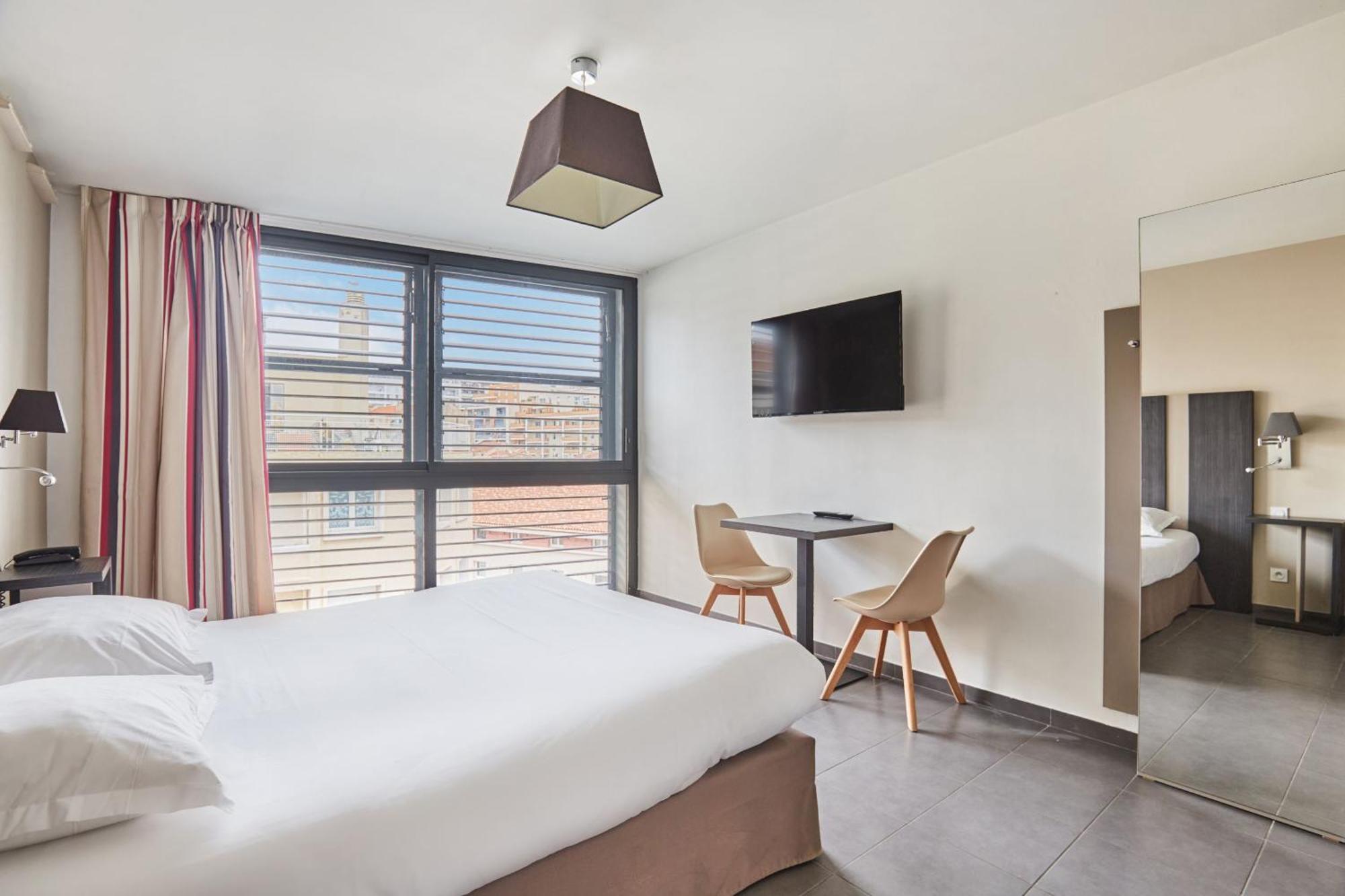 Superior Studio (2 Adults)