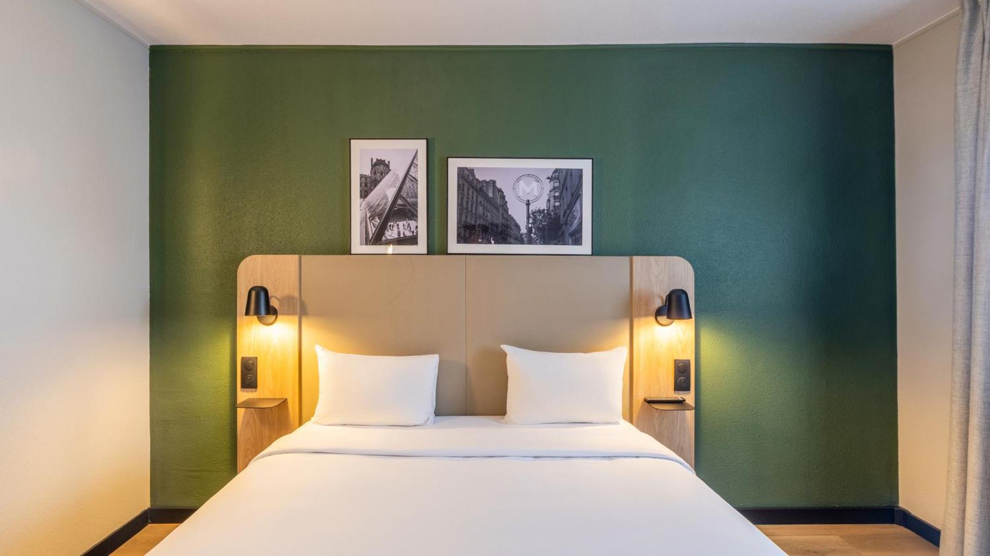 One Double Bed One Single Bed - Room Next Generation