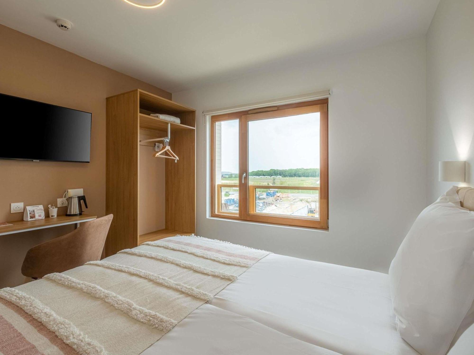 Standard Room with Two Single Beds