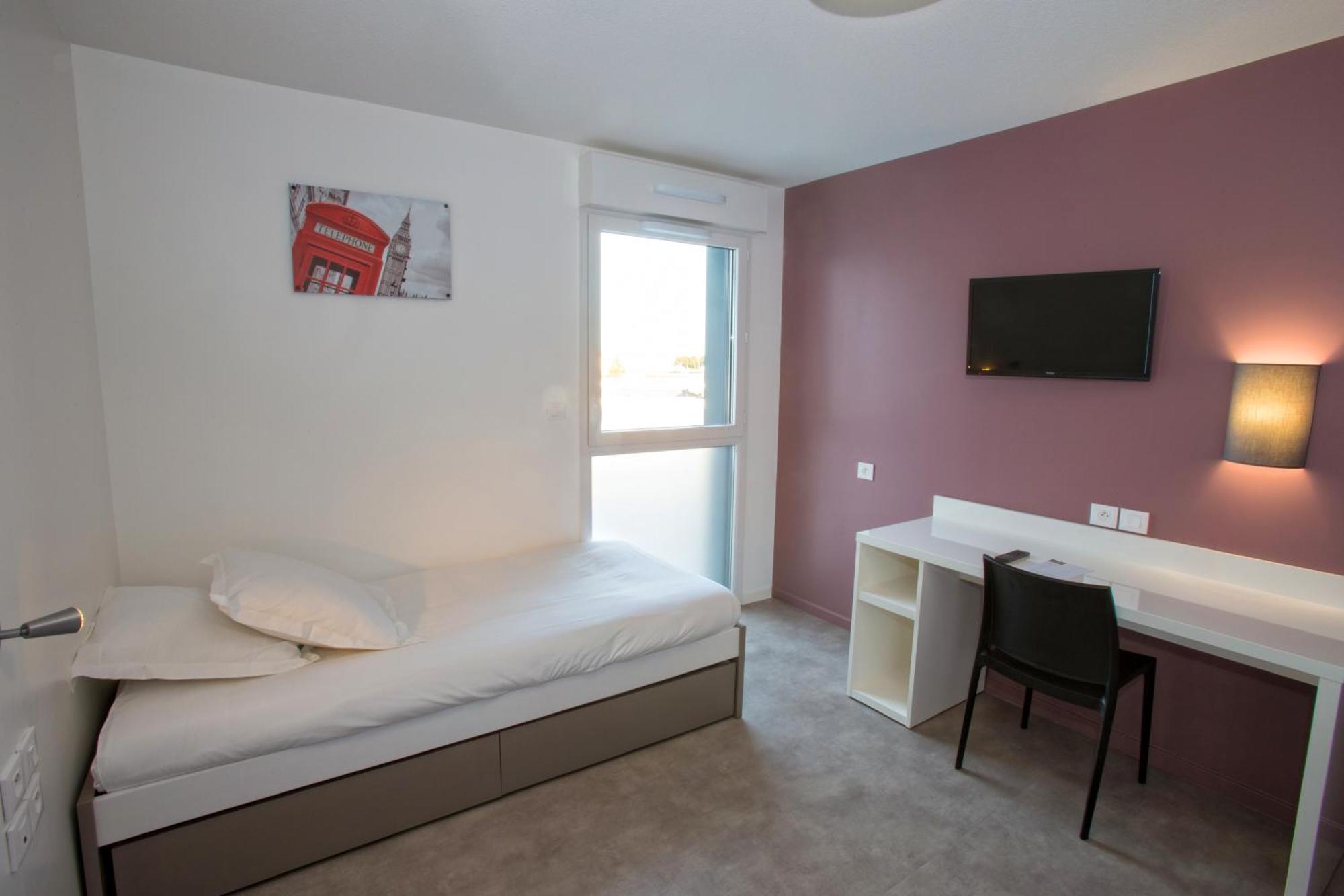 Economic Studio (Single Bed)
