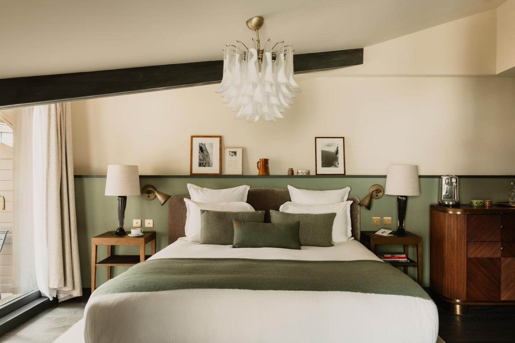 Privilege Room - Village view