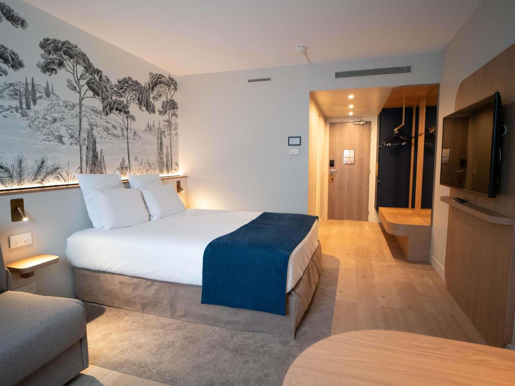 Superior Family Room with One Double Bed and One Sofa Bed