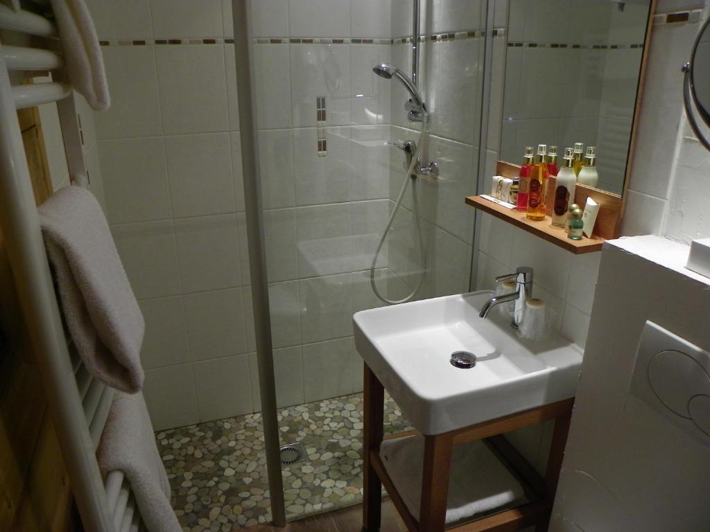 1 Person Room with North View