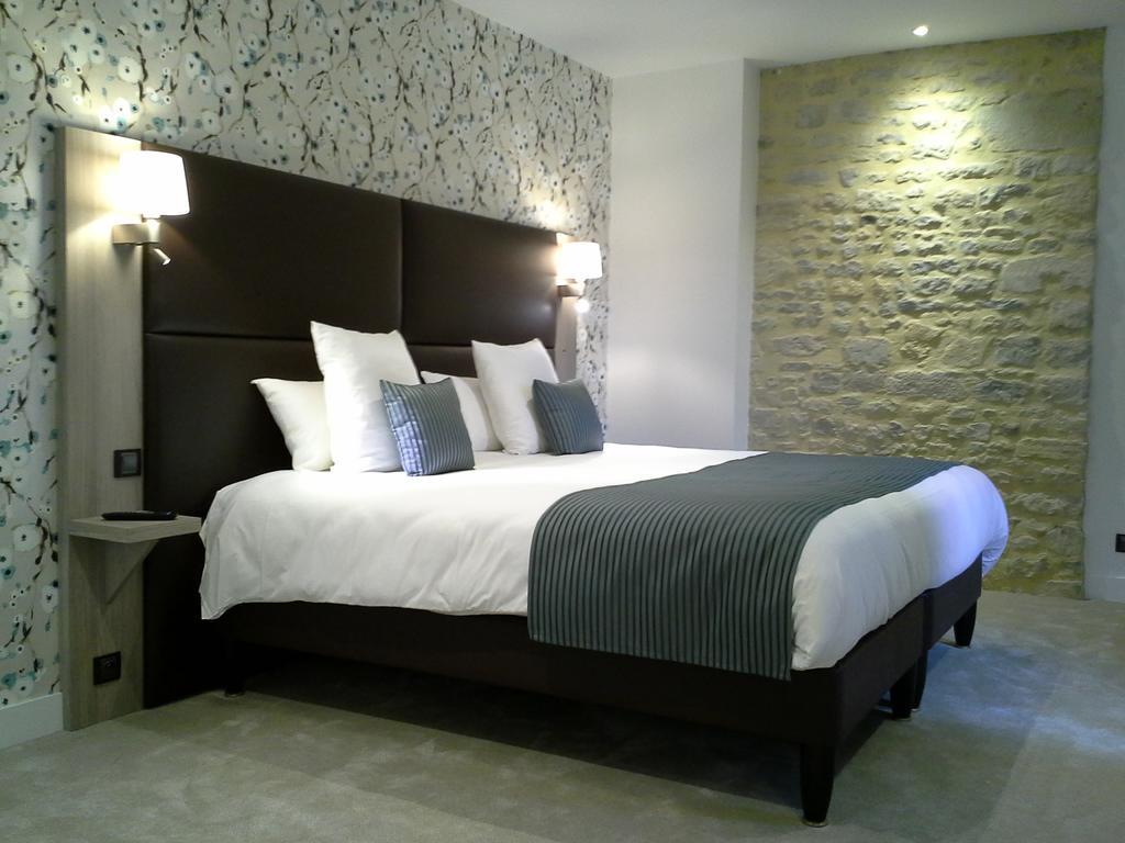 Superior Deluxe Double or Twin Room