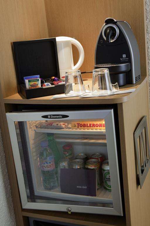 Habitación Doble Clásica con sofá cama