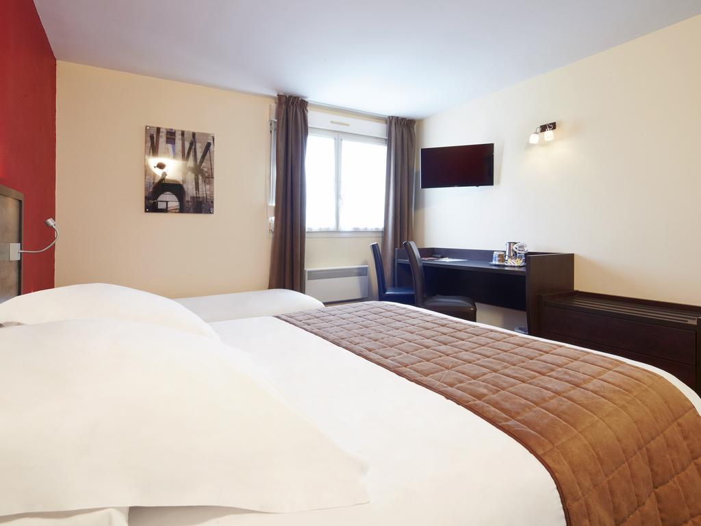 Quadruple Room,322294660:JPEG