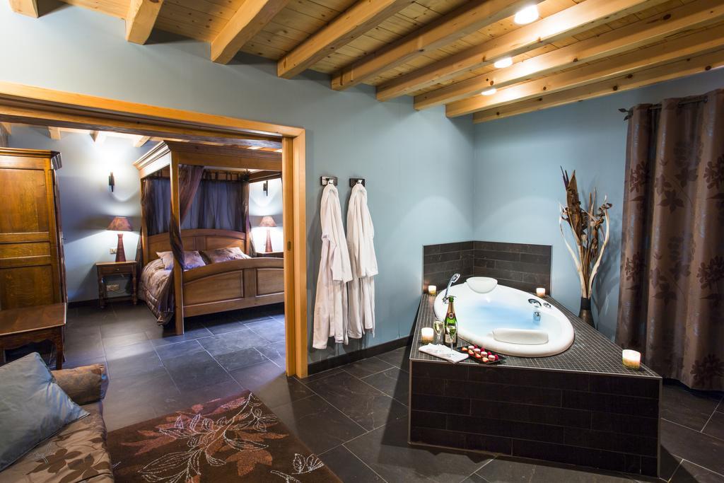 Privilege Junior Suite mit Whirlpool-Badewanne