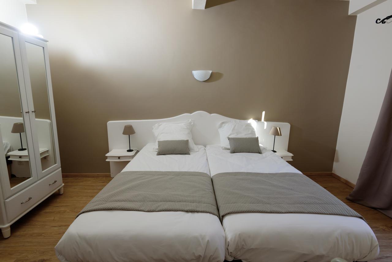 Double or twin Room with Terrace and Park View
