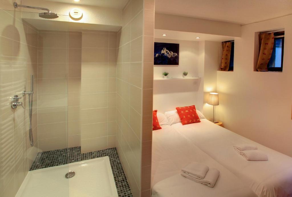 Dreibettzimmer - Montblanc-Seite